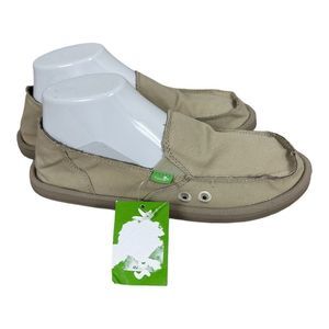 Sanuk tan Donna daily shoes women’s size 9